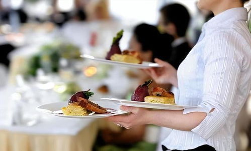 月薪一万三的离婚女人 当餐饮管理者遭遇婆婆的“托付”